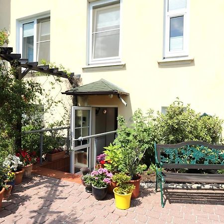 Villa Warnemuende Ferienwohnungen Rostock Esterno foto