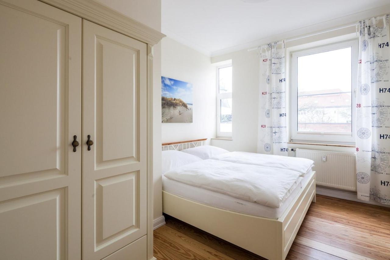 Villa Warnemuende Ferienwohnungen Rostock Esterno foto